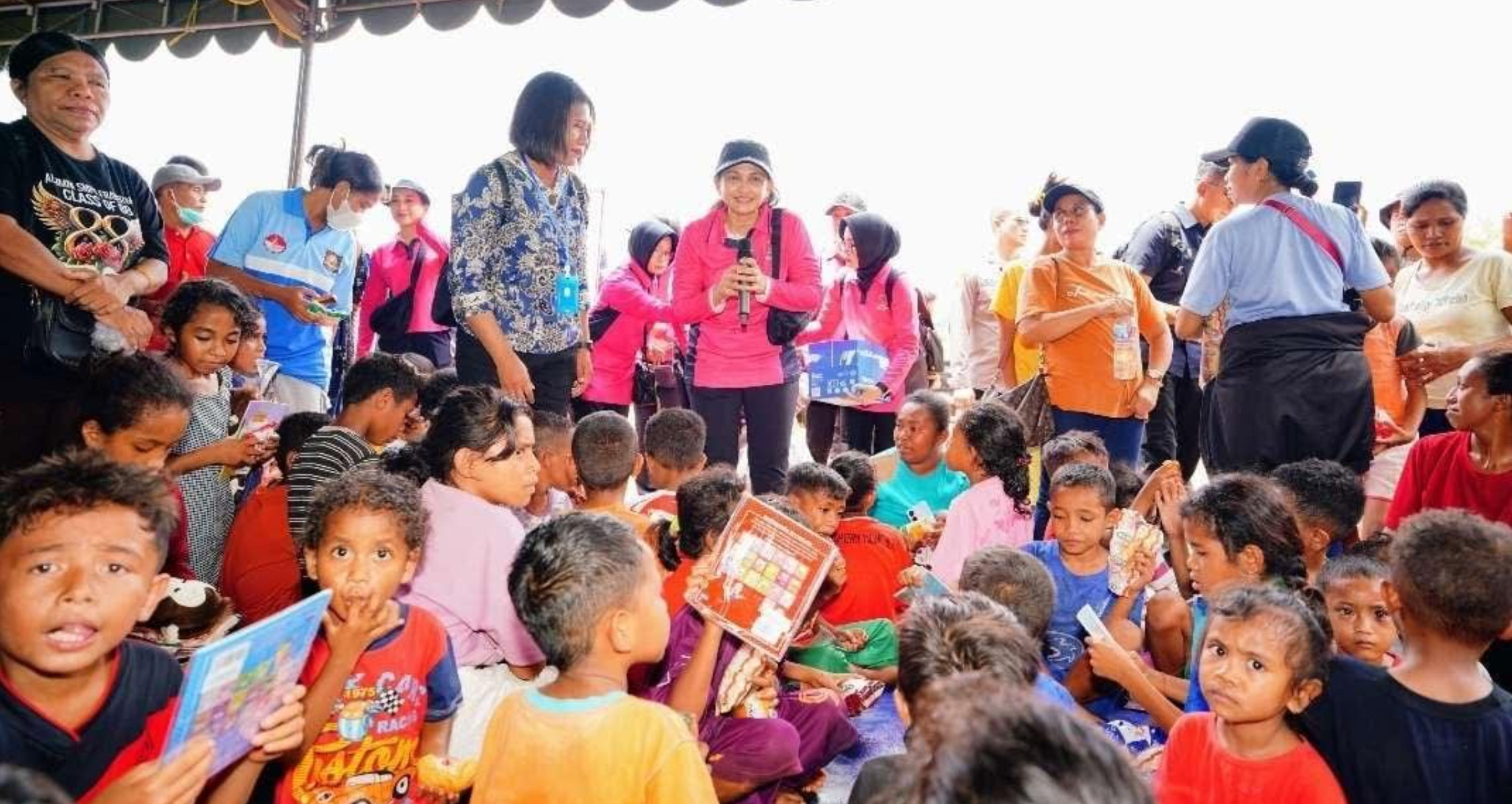 Aktivis Ingatkan Risiko Gizi Anak di Pengungsian Banjir Sumatra