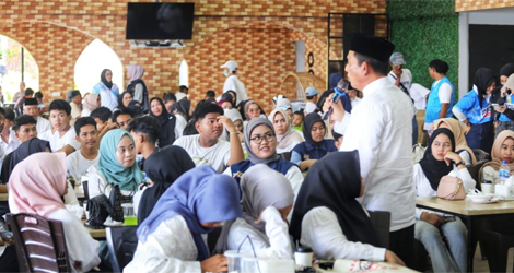 Generasi Milenial dan Gen Z Karimun Teriakkan 'Pak Ansar Emang Gacor'