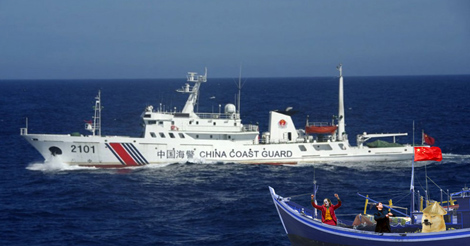 Tiga KRI Kembali Usir China Coast Guard dan Nelayannya dari Natuna