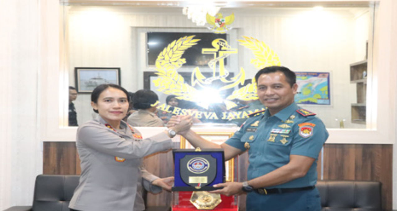 Hari Kedua Bertugas, Kapolres Karimun Silaturahmi ke Lanal Karimun