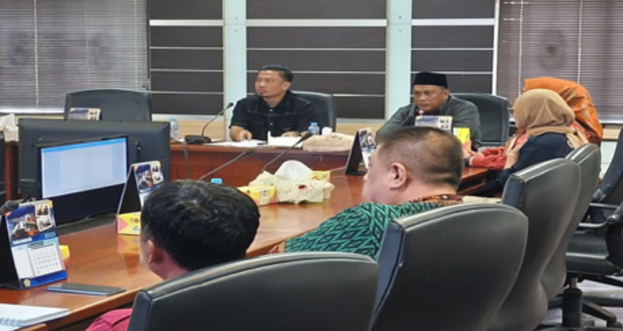 Ganggu Wilayah Tangkap, Nelayan Karimun Pertanyakan Labuh Jangkar Tugboat Tongkang di PT WPK dan PT BGMM