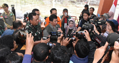 Pangdam Brawijaya dan Kepala BNPB Tinjau Lokasi Karhutla di Gunung Arjuno