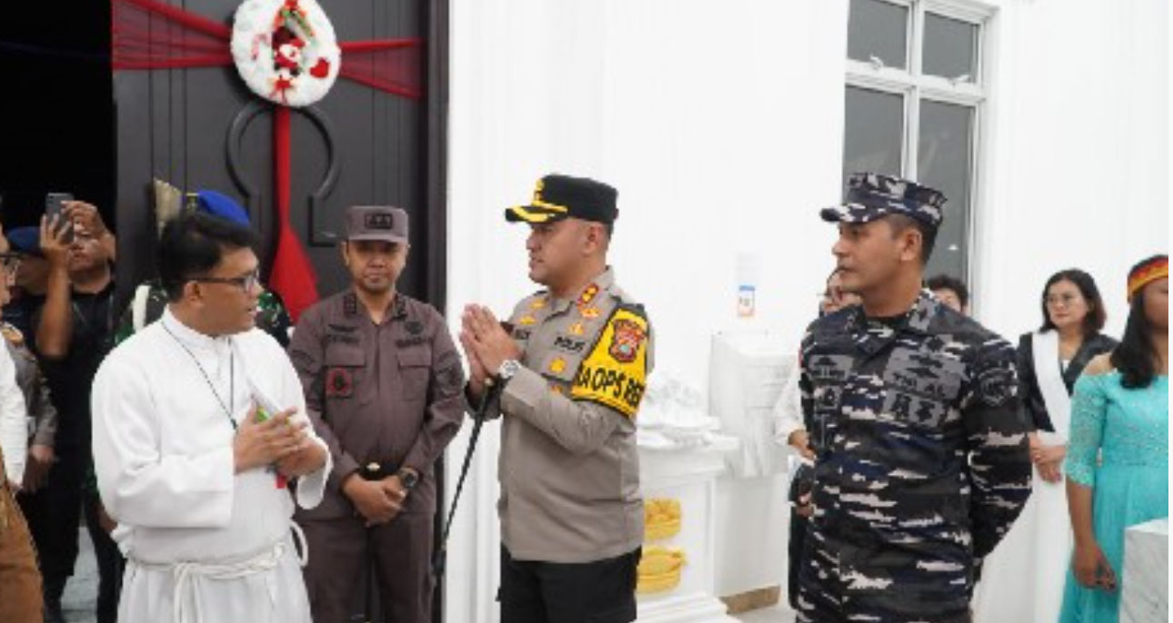 Pastikan Misa Natal Berjalan Aman dan Lancar, Bupati Karimun dan Forkopimda Cek Sejumlah Gereja