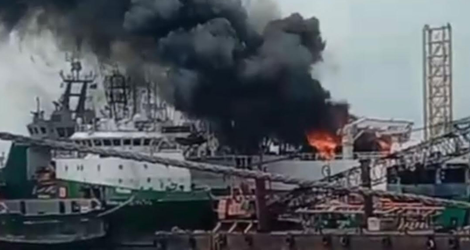 Polisi Masih Selidiki Penyebab Kebakaran Kapal MT Elsa Regent di ASL Shipyard Batam