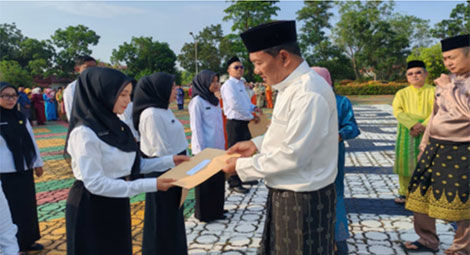 Pemkab Karimun Serahkan SK Pengangkatan 87 CPSN dan 1.400 PPPK