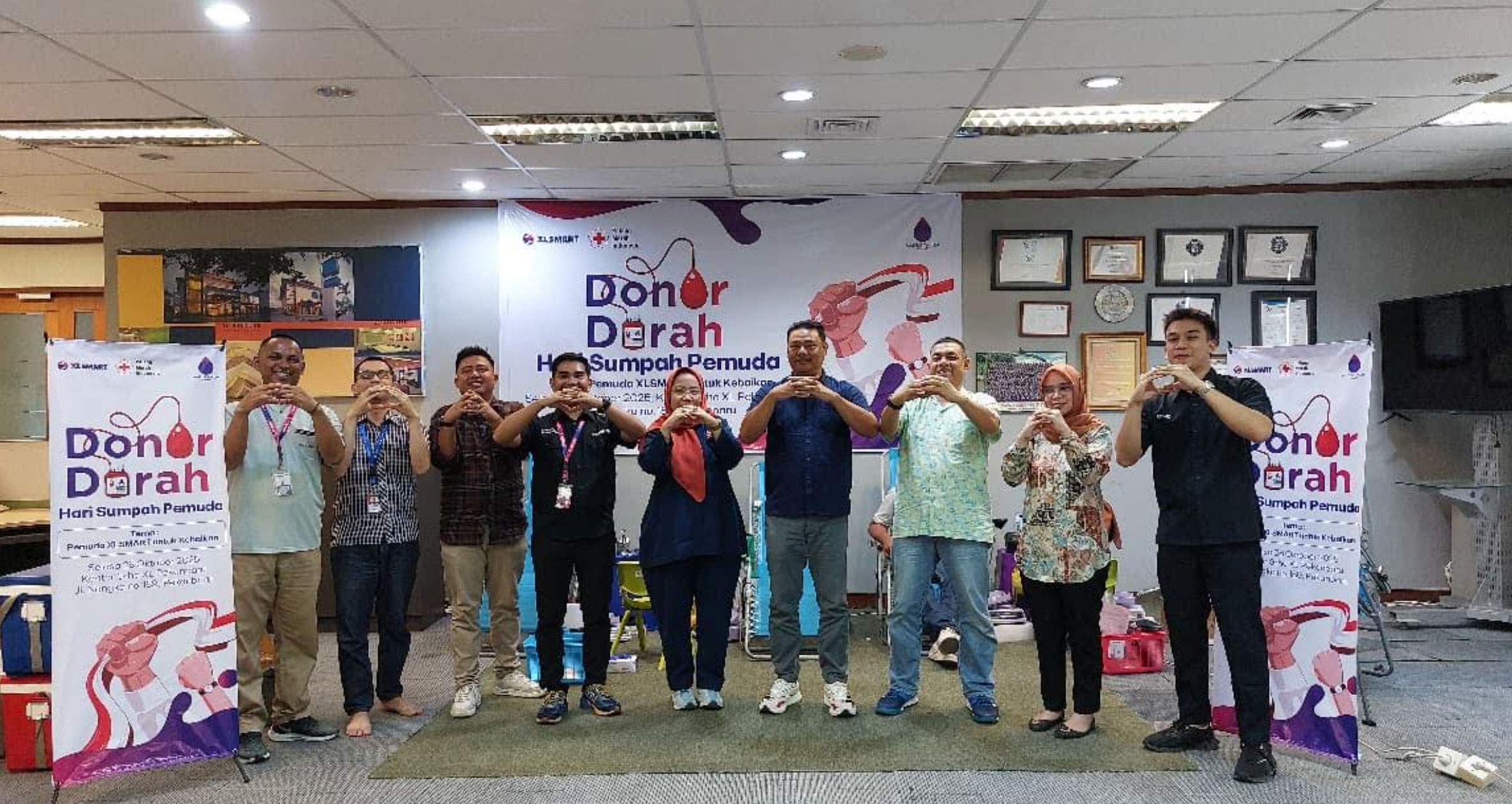 Meriahkan Peringatan Sumpah Pemuda 2025, Karyawan XLSMART Gelar Donor Darah Bersama PMI Kota Pekanbaru