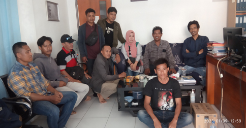 3 Bulan Tak Terima Gaji, Karyawan PT ETS Ancam Bawa Anak Istri ke Galangan Kapal PT UPS