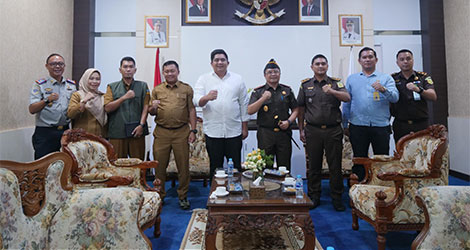 Roby Kurniawan Terima Kunjungan Silaturahmi Kajari Bintan
