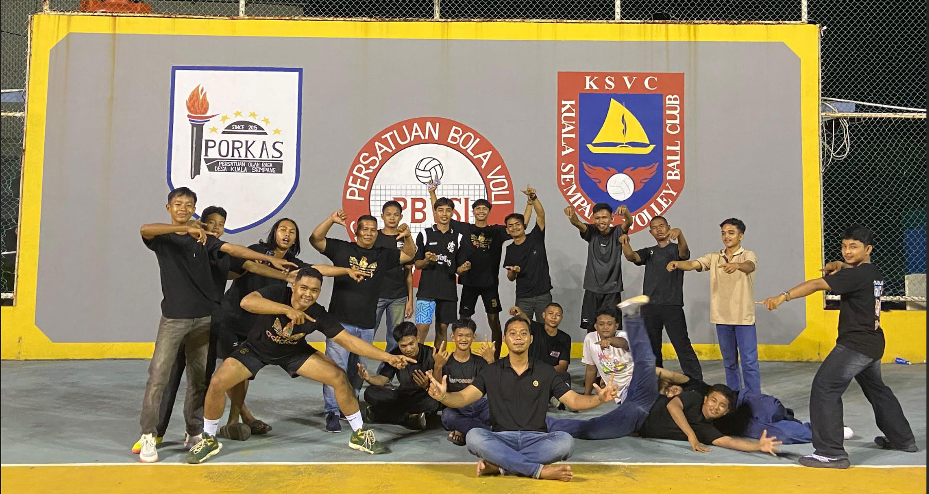 Laga Eksibisi Bola Voli 2025 di Desa Kuala Sempang Bintan, Sukses!