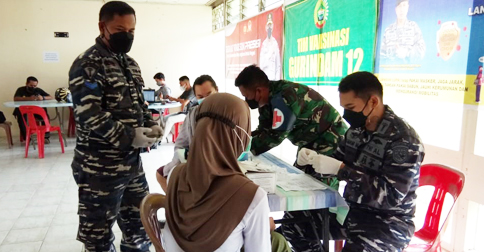 Lanal Dabo Singkep Gelar Vaksinasi Maritim