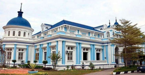 Sultan Johor Minta Masjid dengan Kasus Covid Diidentifikasi