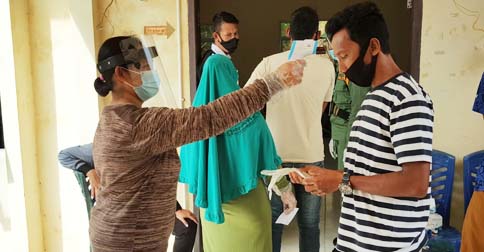 Petugas TPS dan Tenaga Medis Perketat Protokol Kesehatan di Pilkada Anambas