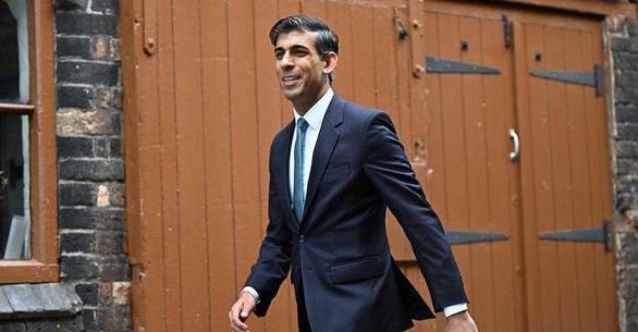 Rishi Sunak, Crazy Rich Jadi PM Inggris Pertama Keturunan India