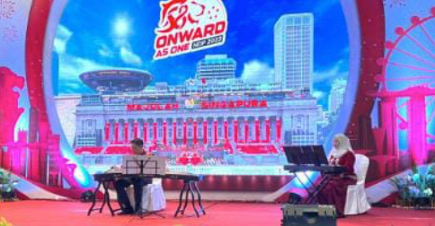 Menlu Singapura Maliki Osman dan Istri Memainkan Instrumen 'Winter Sonata' di Batam