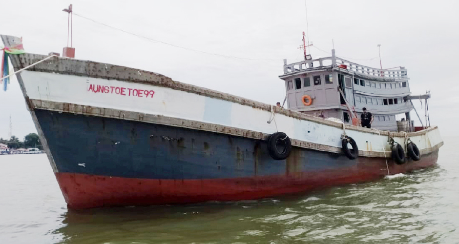 Tim F1QR Lanal TBK Tangkap Kapal Ikan Asing Bawa 700 Kg Diduga Sabu di Selat Durian