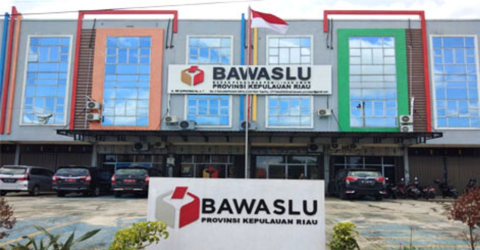 Mulai Hari Ini, Bawaslu Bersama Instansi Terkait Bersihkan APK Pemilu, Gelar Patroli pada Masa Tenang