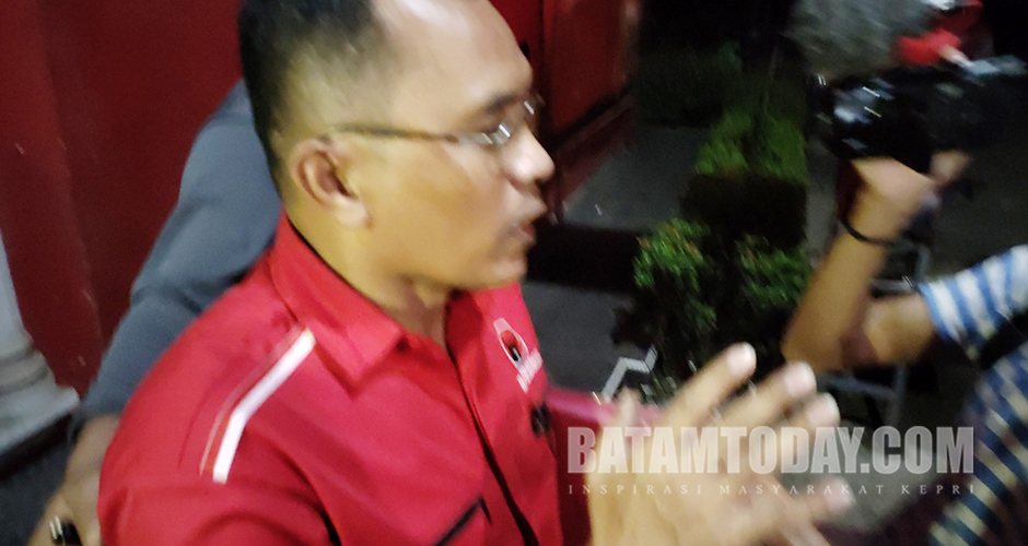 Mangihut Rajagukguk Kembali Bantah Tuduhan Penipuan Saat Diperiksa DPC PDIP Batam