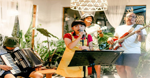 Group Band Sunny Side Ajak Bernyanyi Lewat EP 'Our Story'
