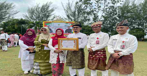 Kelurahan Tanjung Ayun Sakti Raih Penghargaan Program Cinta Statistik 2025 di Kepri