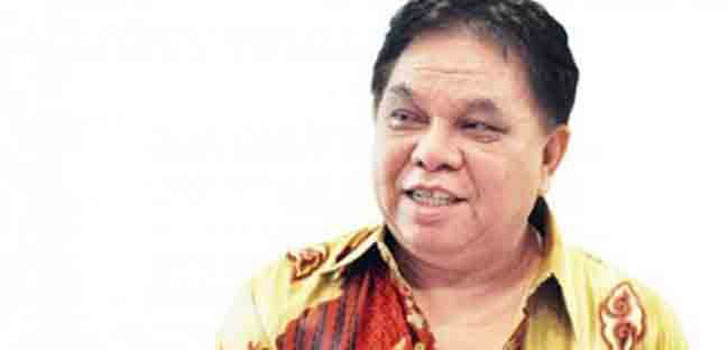 Wartawan Senior Derek Manangka Meninggal Dunia