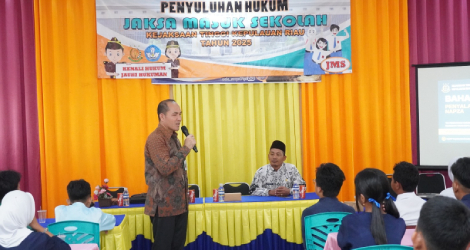 Kejati Kepri Edukasi Pelajar SMPN 7 Tanjungpinang Terkait Bahaya Napza dan Bullying