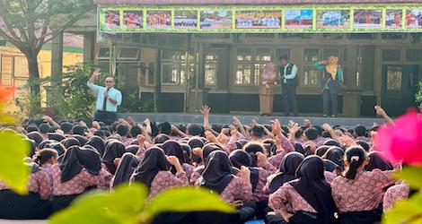 Usia SMP Masa Transisi Pengokohan Karakter, BRK Syariah Edukasi Pentingnya Menabung
