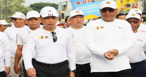 Kapolri dan Ketum PWI Cak Munir Heningkan Cipta untuk Korban Bencana Sumatera