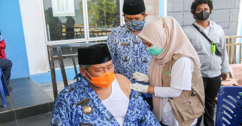 Bupati Abdul Haris Ajak Semua Warga Anambas Segera Divaksin Booster