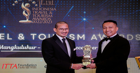 Menparekraf Raih Penghargaan 'Indonesia Man of The Match in Tourism 2022'