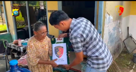 Kapolres Lingga Gelar Jumat Berkah, Salurkan Bantuan Sembako untuk Warga Singkep