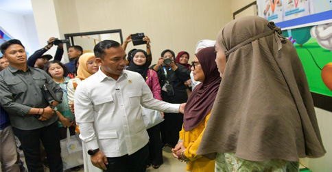 Tinjau Pelayanan KB Gratis di Tanjungpinang, Menteri Wihaji Dorong Kesadaran Keluarga Sehat