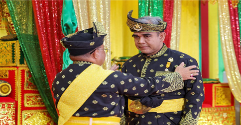 Wali Kota Lis Ucapkan Tahniah atas Gelar Adat Ketua MPR RI
