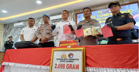 Bea Cukai dan Polres Karimun Gagalkan Pengiriman 2.098 Gram Sabu ke Jambi