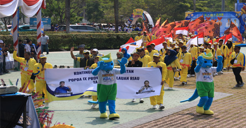 Kontingen Bintan Tampil Percaya Diri Saat Pembukaan Popda IX Kepri