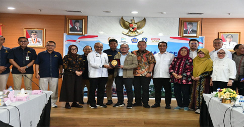 Kunker Komisi XI DPR RI, Sekda Luki Tegaskan Ekonomi Kepri Tumbuh di Tengah Penurunan Anggaran Belanja