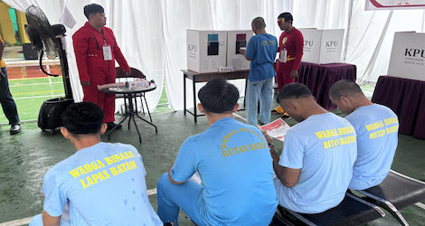 TPS Rutan Batam Tampil Unik, Superhero Sambut Pemilih di Pilkada 2024