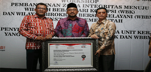Dinas Penanaman Modal dan PTSP Terima Penghargaan Wilayah Bebas Korupsi
