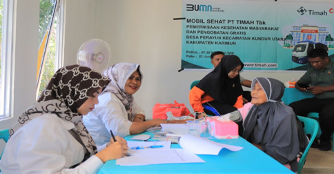 Mobil Sehat PT Timah Beri Pelayanan Kesehatan Gratis di Desa Prayun Kundur Utara