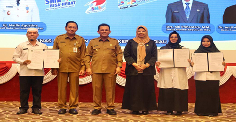 Guru Non ASN SMA, SMK serta SLB Wilayah Tanjungpinang dan Bintan Teken Perjanjian Kontrak