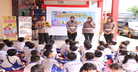 Lewat Polsanak, Satlantas Polres Karimun Edukasi Tertib Berlalu Lintas Siswa SD Maitreyawira