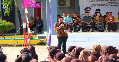 Bupati Bintan Harapkan Pemilih Pemula Cerdas dalam Berpolitik