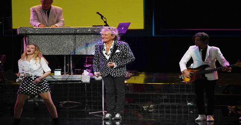 Marina Bay Sands Kembali Hadirkan Musisi Legendaris Dunia, Rod Stewart Menyapa Warga Singapura Tahun Depan