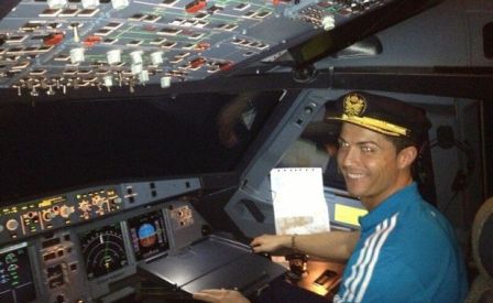 Pesawat Jet Pribadi Ronaldo Alami Insiden di Barcelona