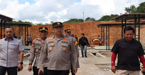 Asrena Polri Tinjau Pembangunan Rumah Dinas Polres Natuna