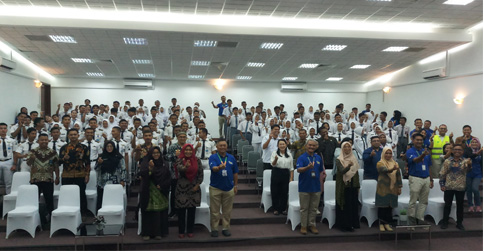 Siswa SMKN 1 Lobam dan Bintan Utara Ikuti Seminar dan Industrial Trip BIE Lobam