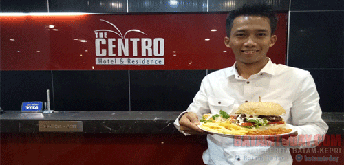 Promo Monster Burger di The Centro Hotel, 'Buy One Get One Free'