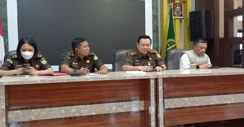 Kadis dan Mantan Kadis LH Karimun Ditetapkan Tersangka Korupsi Belanja BBM dan Pemeliharaan Mesin