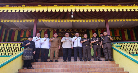 Berkunjung ke Penyengat, Wamen Polkam: Kami Melihat Sinergi Pelestarian Budaya dan Semangat Kebangsaan