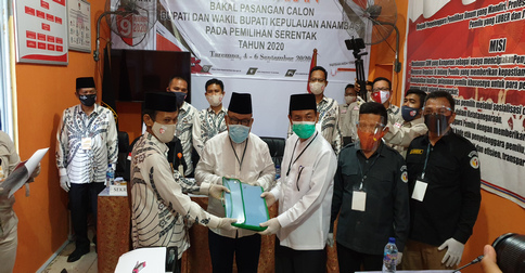 Hari Terakhir Pendaftaran, Yusrizal-Fatahurrahman Serahkan Dokumen Pendaftaran ke KPU Anambas