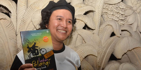 Andrea Hirata Segera Rilis Novel Baru